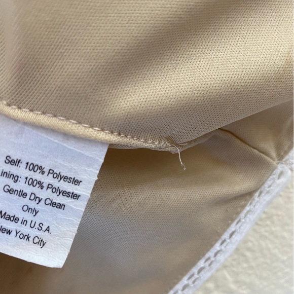 Issue New York Classy and Edgy White Long Skirt and Top Sz S - Picture 6 of 11